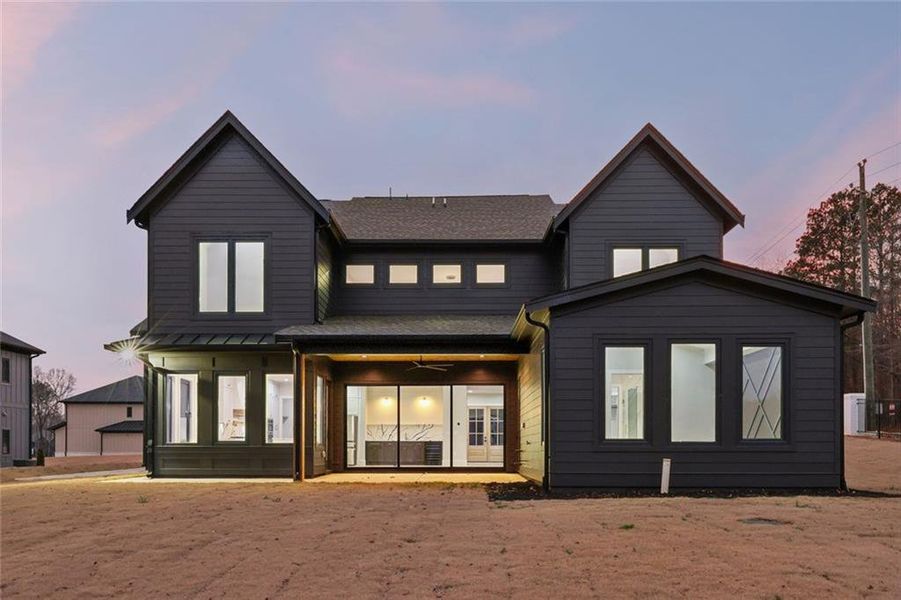 Image 98 of a home in .