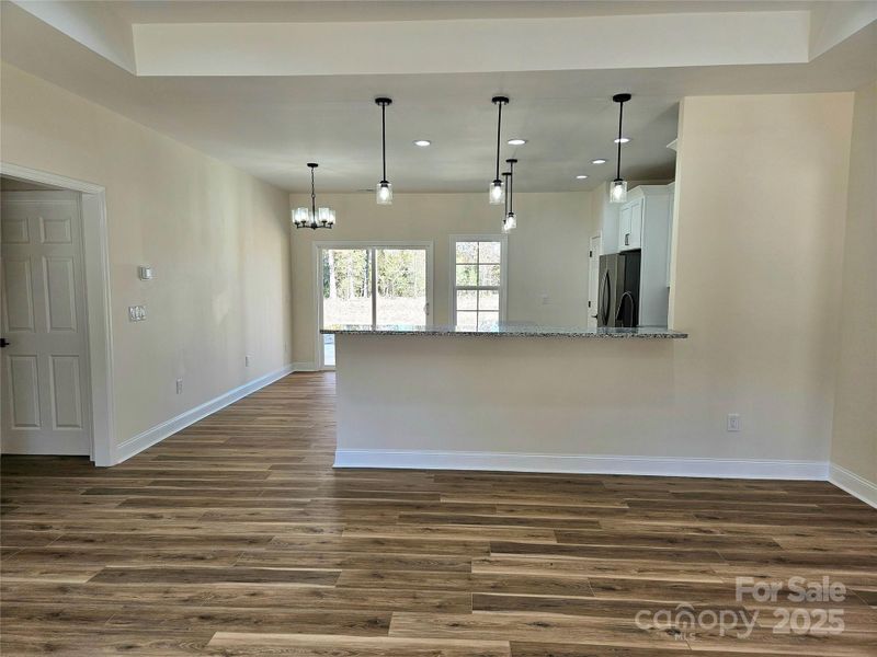 Spacious, unfurnished interior of a new home in , Midland (Image 19).