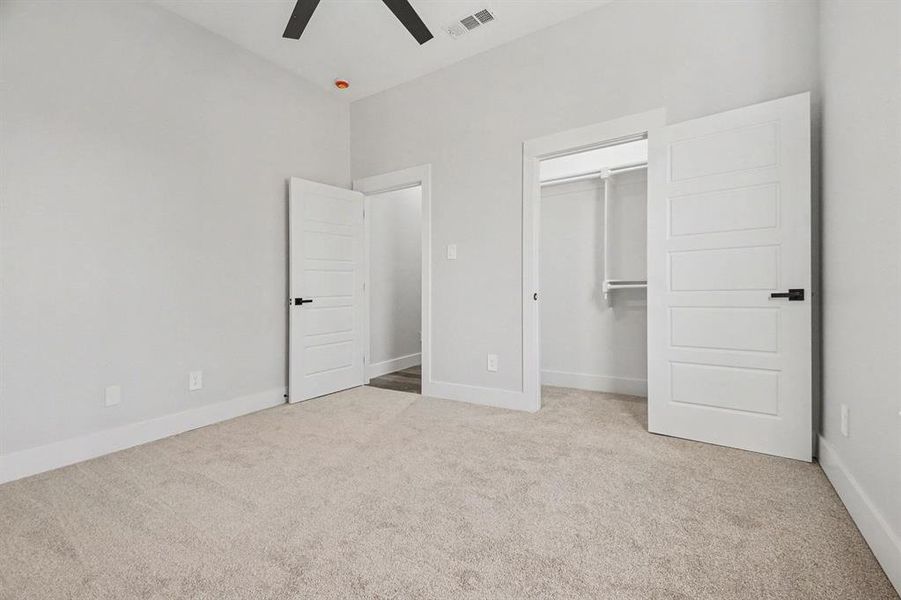 Spacious, unfurnished interior of a new home in , Dallas (Image 25).