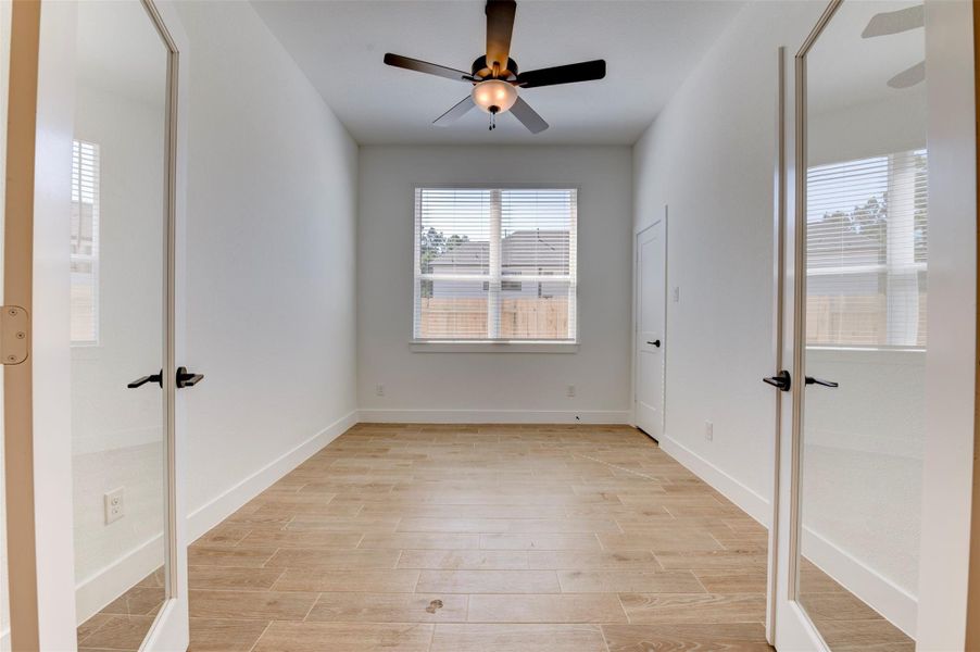 Spacious, unfurnished interior of a new home in The Woodlands Hills, Willis (Image 24). Spacious, unfurnished interior of a new home in The Woodlands Hills, Willis (Image 24).