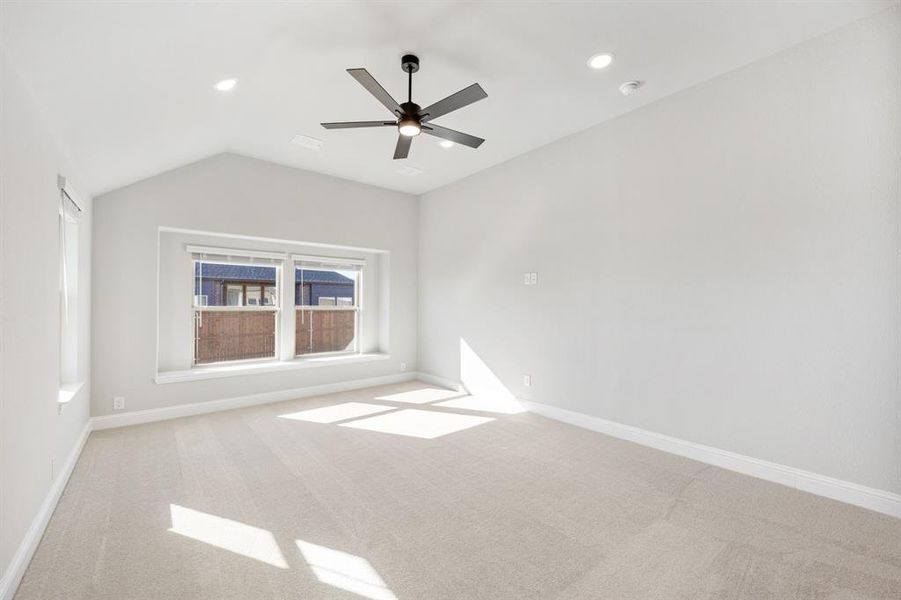 Spacious, unfurnished interior of a new home in Timberbrook, Justin (Image 24).