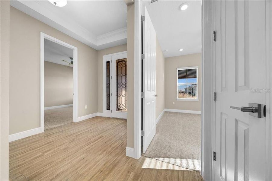 Spacious, unfurnished interior of a new home in , Ocala (Image 20).