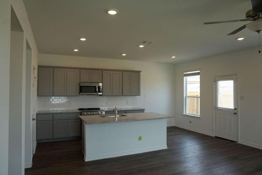 Furnished interior view inside a new home in , Dayton (Image 9).