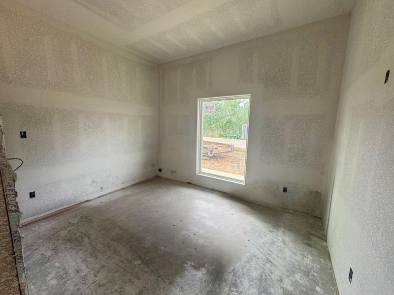Secondary bedroom