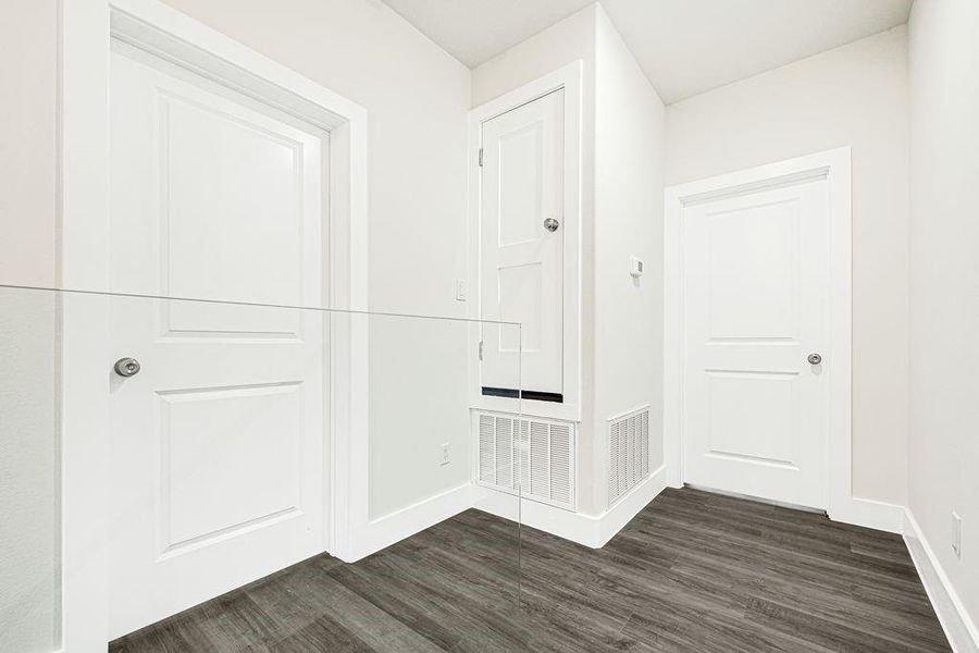 Spacious, unfurnished interior of a new home in , Houston (Image 20). Spacious, unfurnished interior of a new home in , Houston (Image 20).