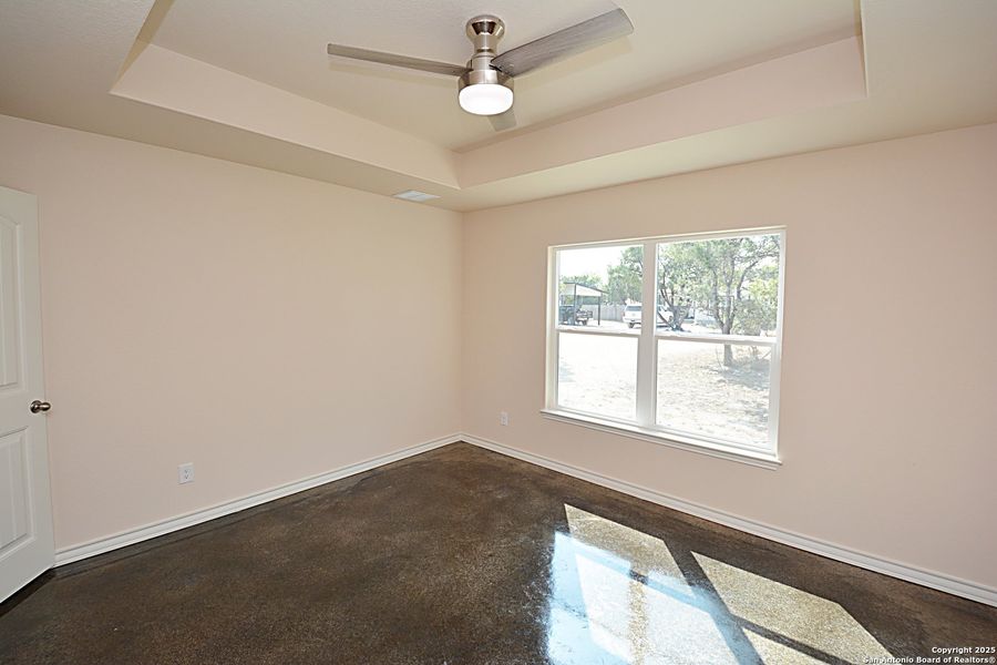 Spacious, unfurnished interior of a new home in , Spring Branch (Image 7).