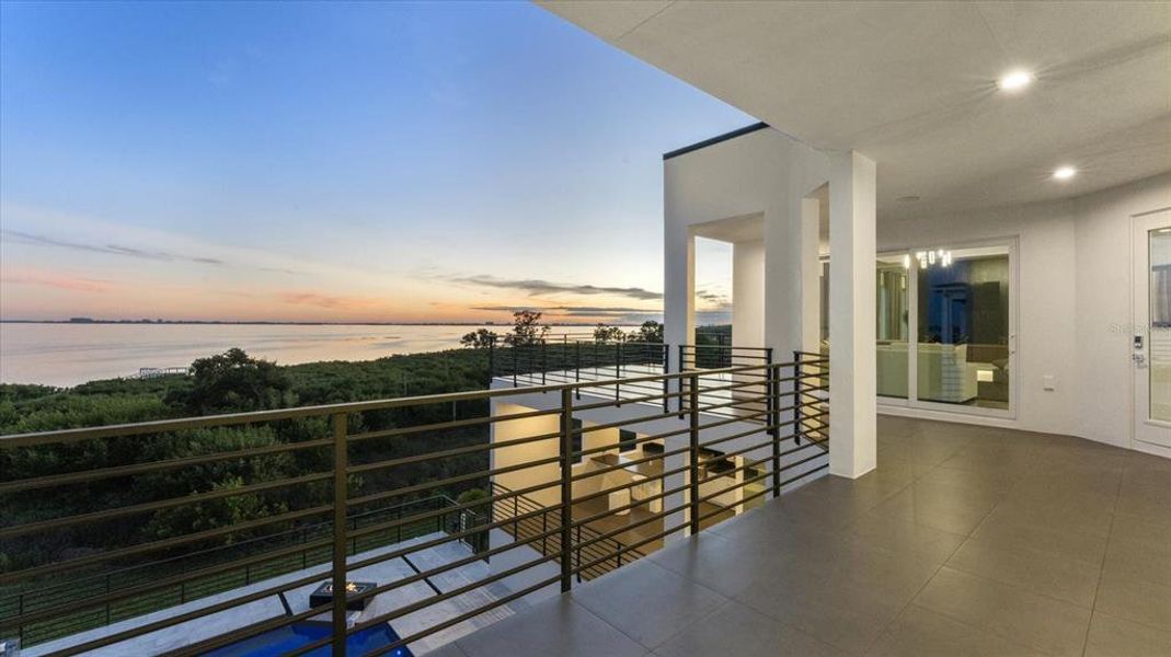 Exterior details and patio area of a home in Legends Bay, Bradenton (Image 39).