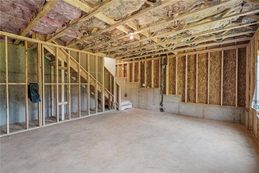 Spacious, unfurnished interior of a new home in , Locust Grove (Image 18).
