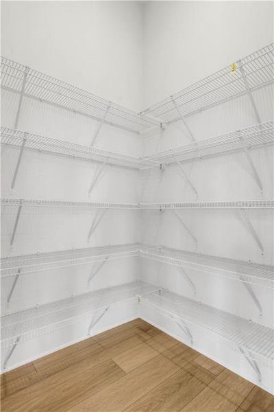 Spacious, unfurnished interior of a new home in Echo Park, Suwanee (Image 35).