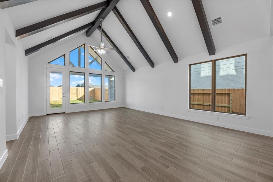 Spacious, unfurnished interior of a new home in The Grand Prairie, Hockley (Image 15). Spacious, unfurnished interior of a new home in The Grand Prairie, Hockley (Image 15).