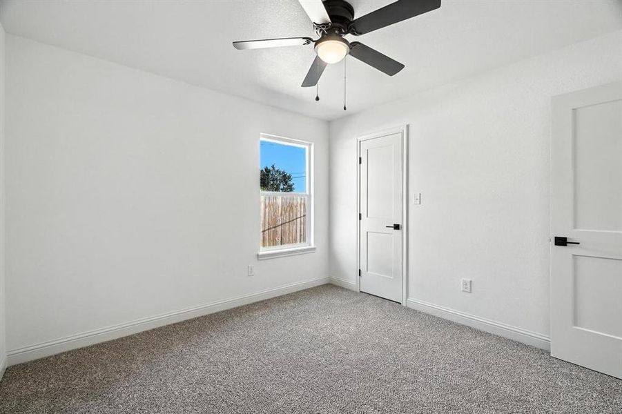 Spacious, unfurnished interior of a new home in , Abilene (Image 9).