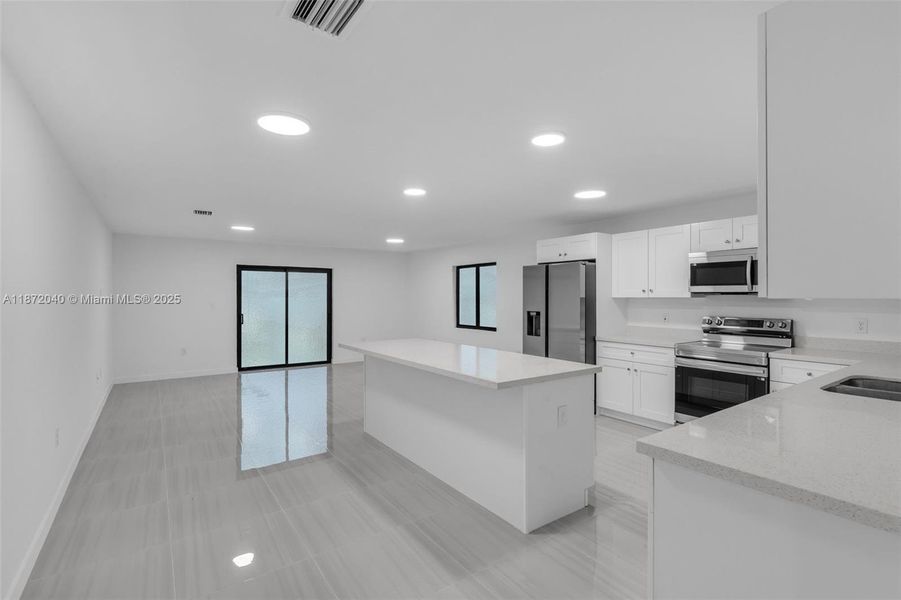 Image 22 of a home in .