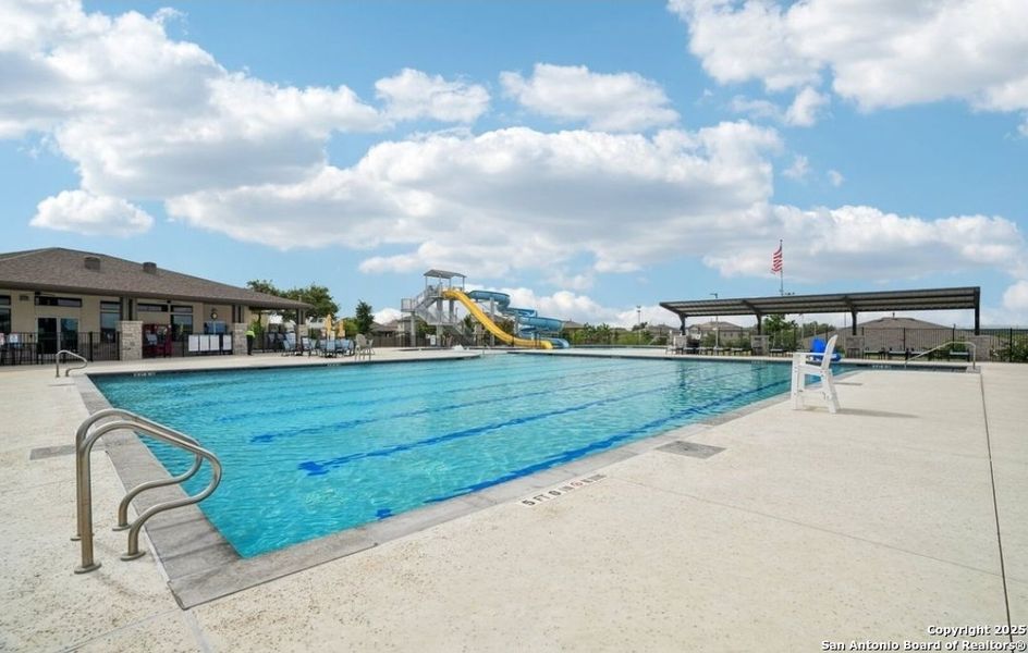 Community amenities in , San Antonio (Image 24).