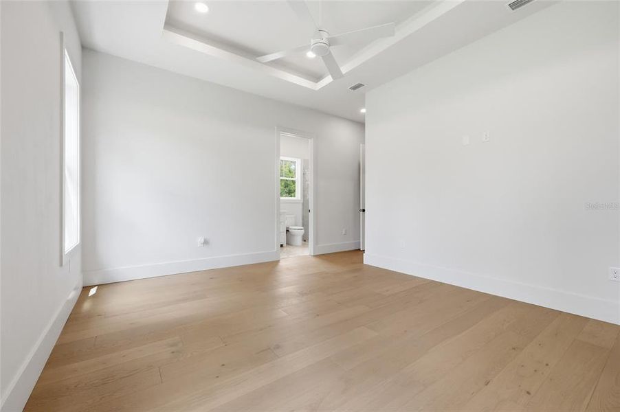 Spacious, unfurnished interior of a new home in , Newberry (Image 36).