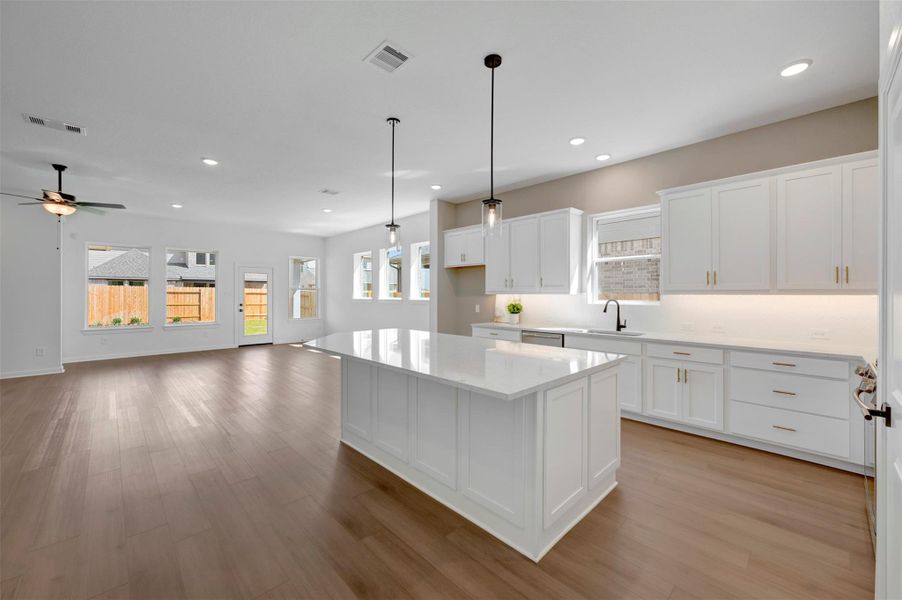 Furnished interior view inside a new home in The Grand Prairie - Retreat Collection, Hockley (Image 9).