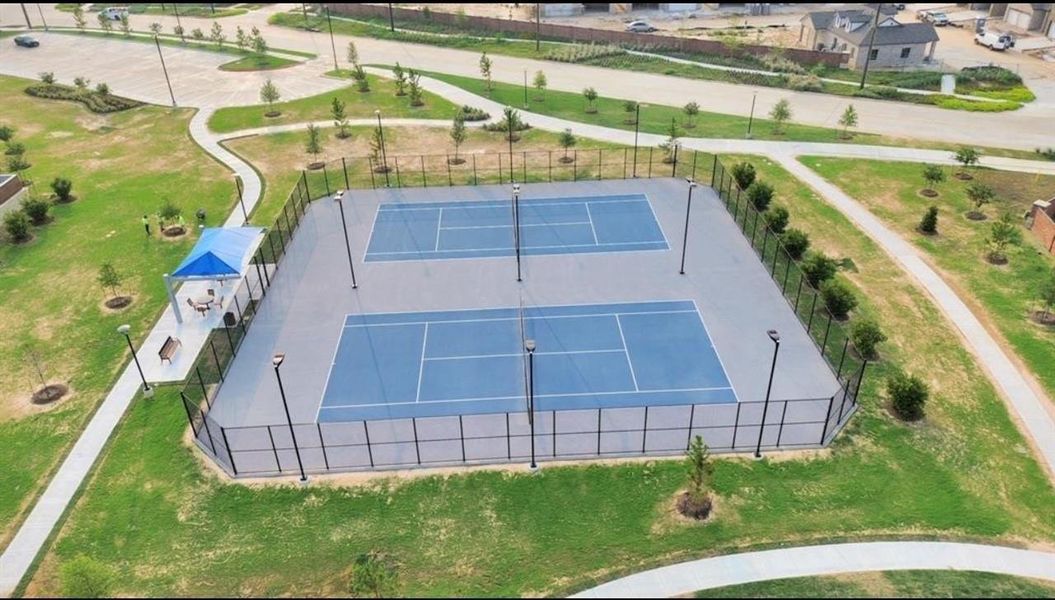 Community amenities in Sunterra, Katy (Image 21).