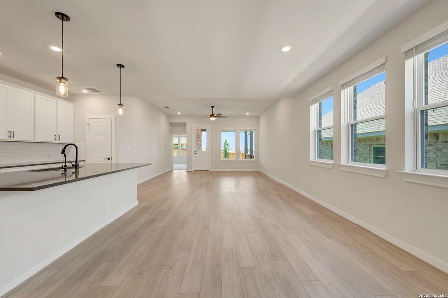 Spacious, unfurnished interior of a new home in Mayfair - Select Garden Series, New Braunfels (Image 22). Spacious, unfurnished interior of a new home in Mayfair - Select Garden Series, New Braunfels (Image 22).