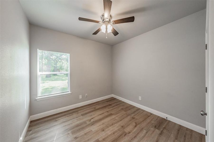 Spacious, unfurnished interior of a new home in , Cleburne (Image 22).