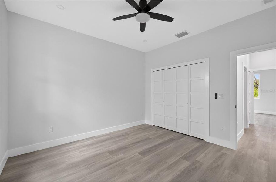 Spacious, unfurnished interior of a new home in , Spring Hill (Image 38).