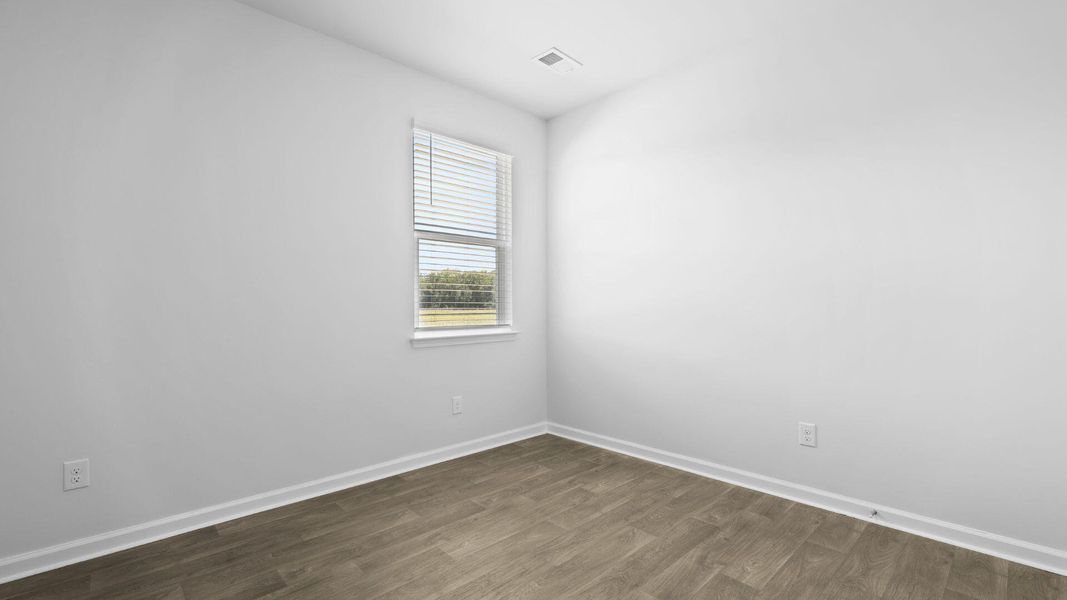 Spacious, unfurnished interior of a new home in The Ranch, Holly Hill (Image 23).