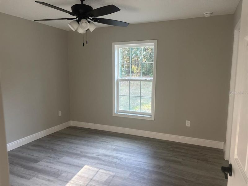 Spacious, unfurnished interior of a new home in , Dunnellon (Image 19).