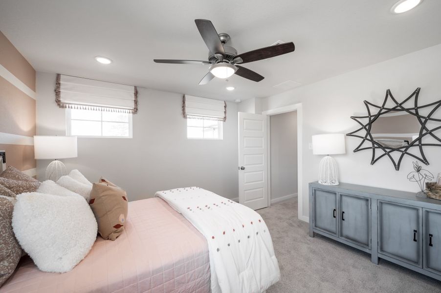 Representative furnished interior of a home built from the Yellowstar by Tri Pointe Homes in Mason Woods, Cypress (Image 9).