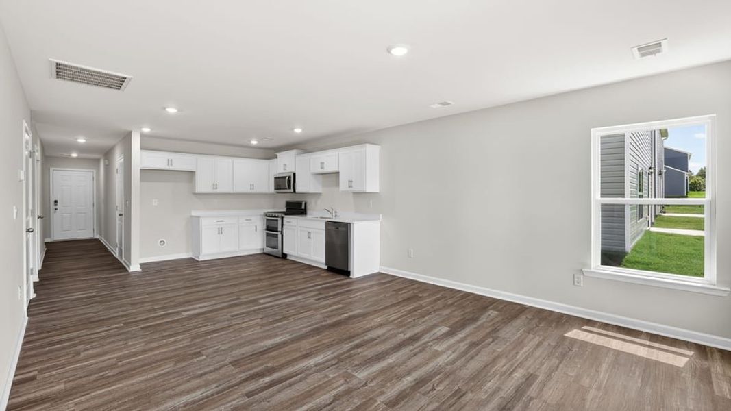 Spacious, unfurnished interior of a new home in Harper Ridge, Roebuck (Image 26). Spacious, unfurnished interior of a new home in Harper Ridge, Roebuck (Image 26).