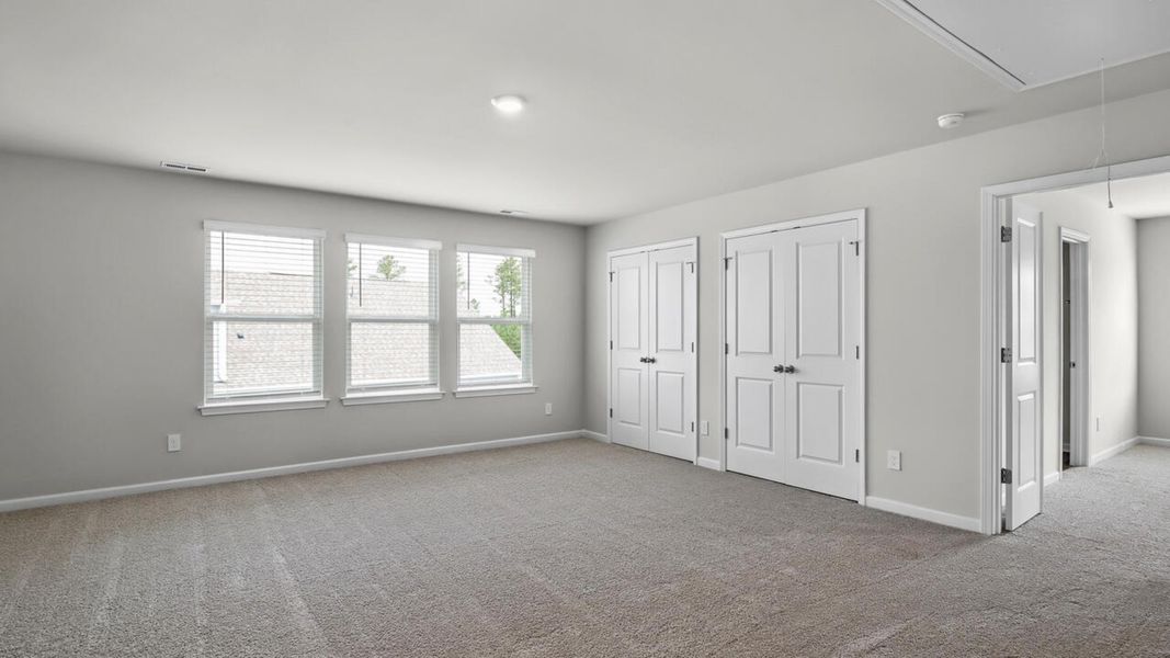 Spacious, unfurnished interior of a new home in Magnolia Ridge at Blake Farm, Wilmington (Image 28).