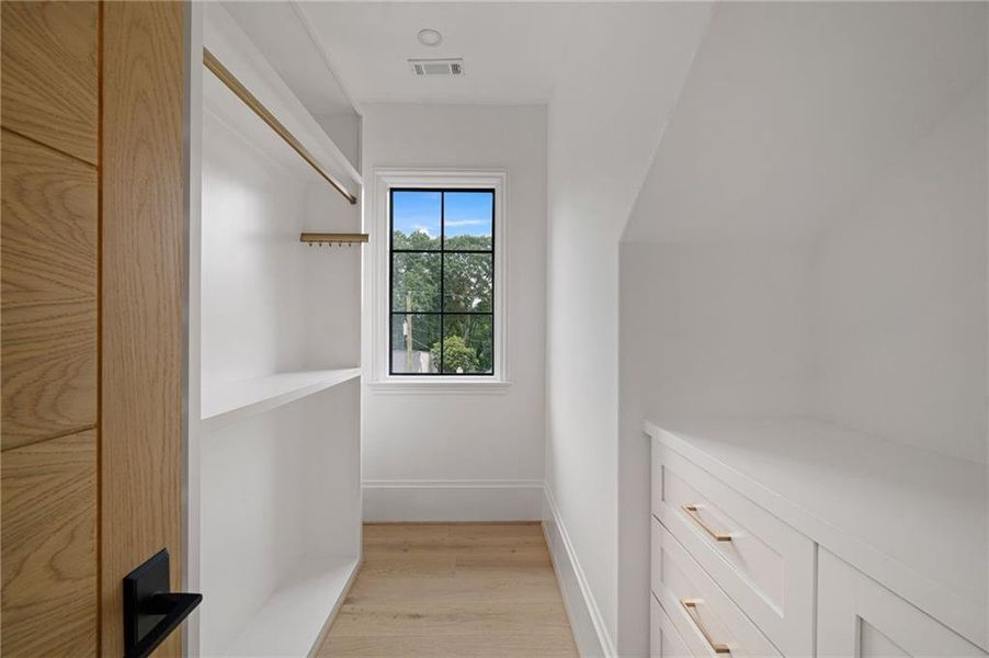 Spacious, unfurnished interior of a new home in , Atlanta (Image 56). Spacious, unfurnished interior of a new home in , Atlanta (Image 56).