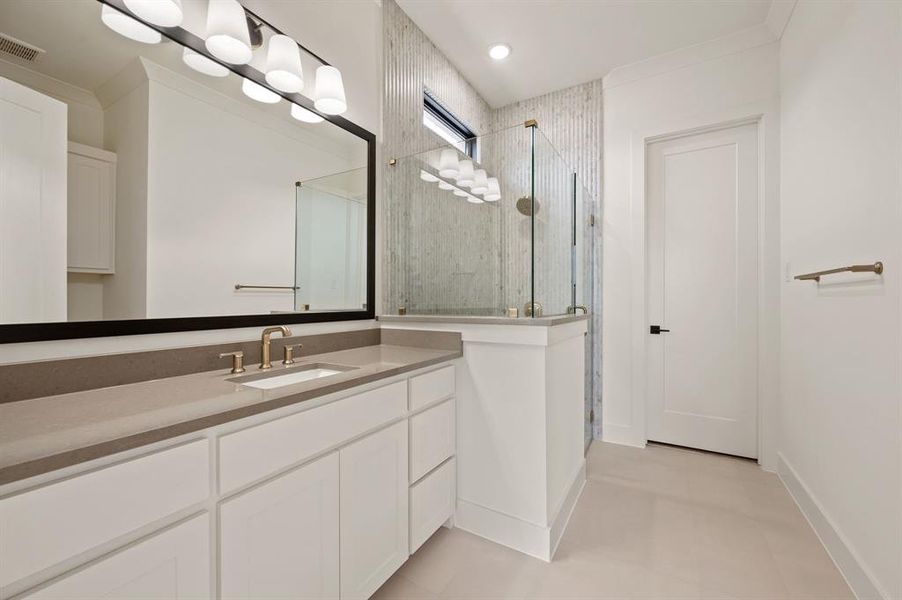 Furnished interior view inside a new home in , Prosper (Image 13).