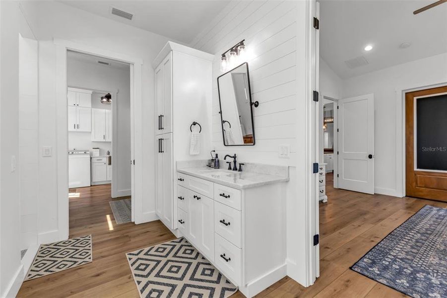 Image 82 of a home in .