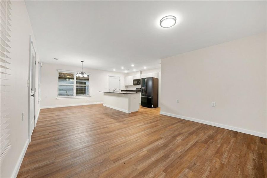 Spacious, unfurnished interior of a new home in , Atlanta (Image 15).