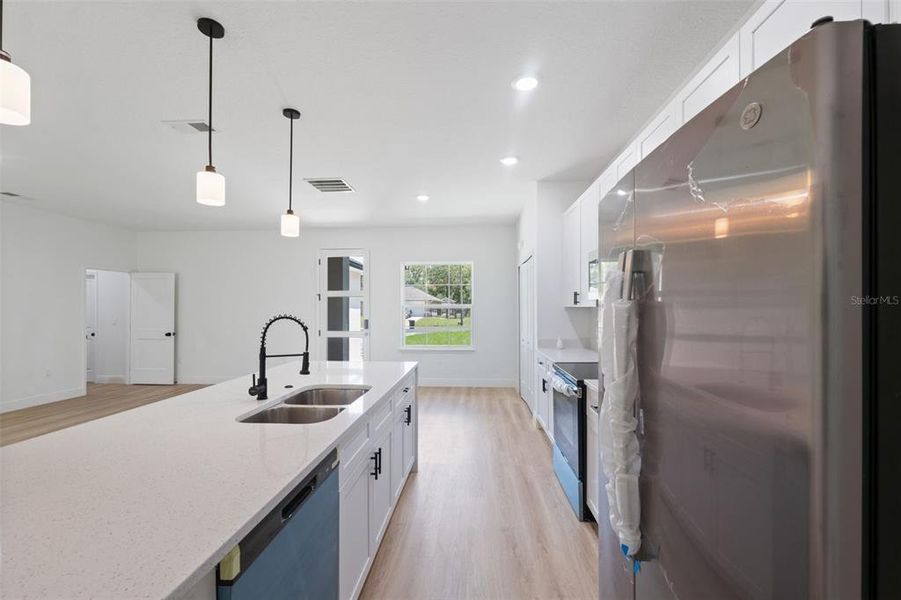 Furnished interior view inside a new home in , Ocala (Image 7).