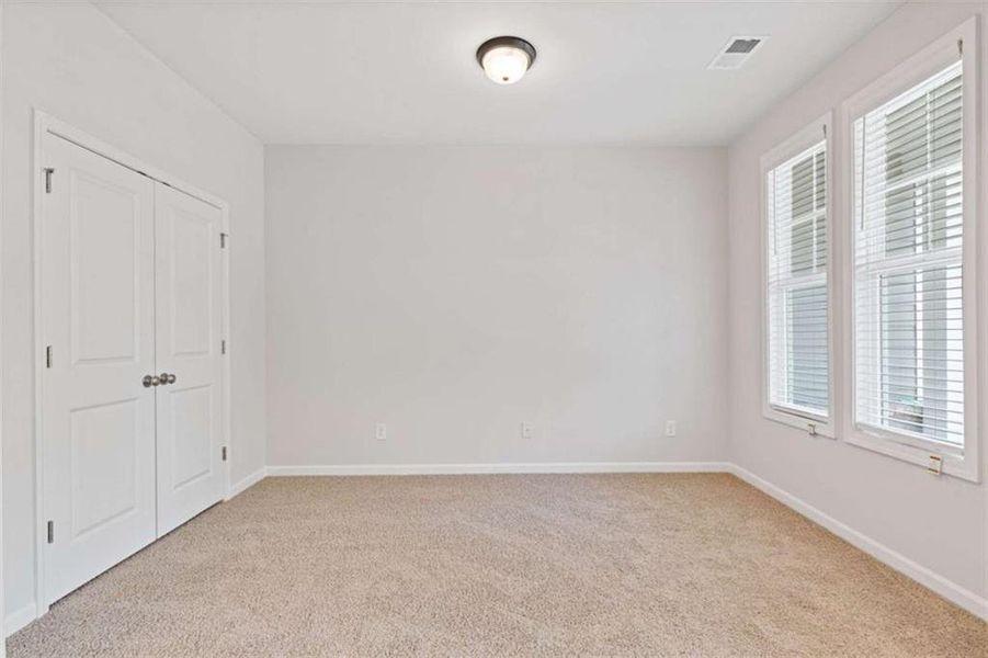 Spacious, unfurnished interior of a new home in , Athens (Image 14). Spacious, unfurnished interior of a new home in , Athens (Image 14).