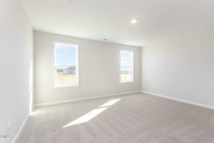 026_kv0a1936-edit_640