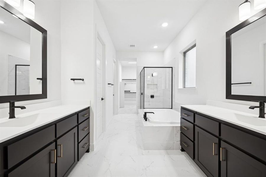 Furnished interior view inside a new home in Mantua Point Gardens, Van Alstyne (Image 9).