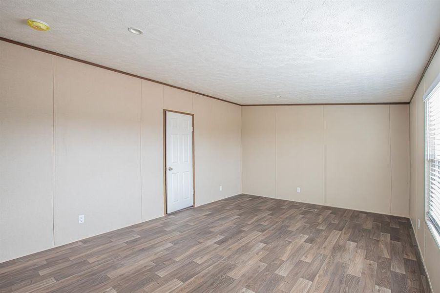 Spacious, unfurnished interior of a new home in , Poolville (Image 9).