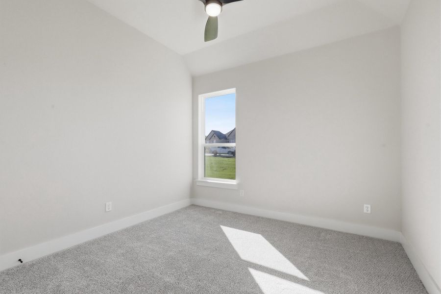 Spacious, unfurnished interior of a new home in Aledo Heights - Aledo ISD, Aledo (Image 35).