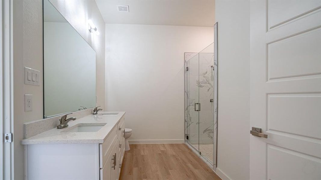 Furnished interior view inside a new home in , Granbury (Image 12).