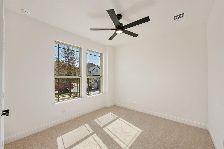 Spacious, unfurnished interior of a new home in Willow Wood Classic 50, McKinney (Image 15).