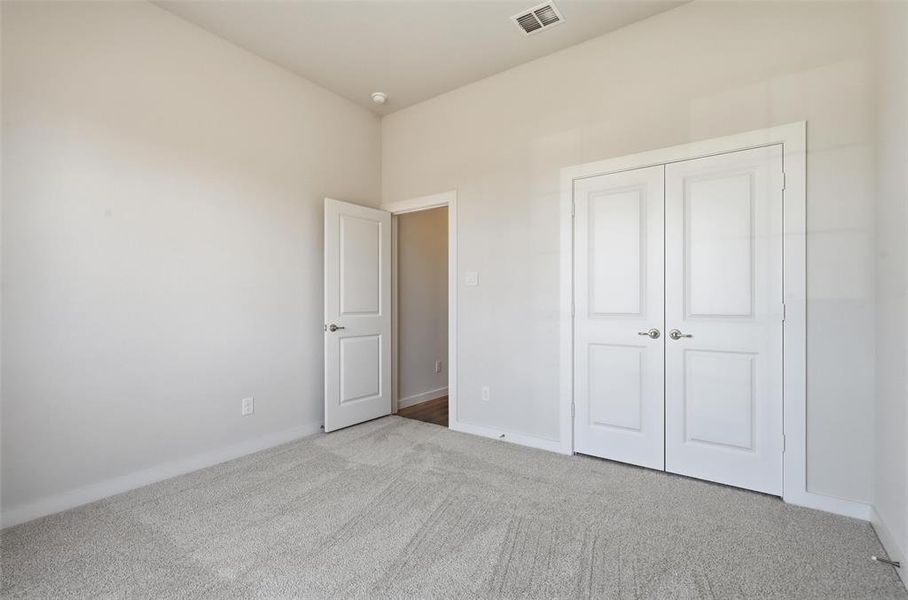 Spacious, unfurnished interior of a new home in Pyramid Acres, Benbrook (Image 28). Spacious, unfurnished interior of a new home in Pyramid Acres, Benbrook (Image 28).