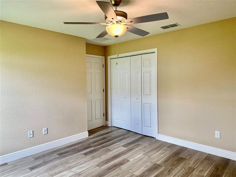 Spacious, unfurnished interior of a new home in , Weeki Wachee (Image 46).