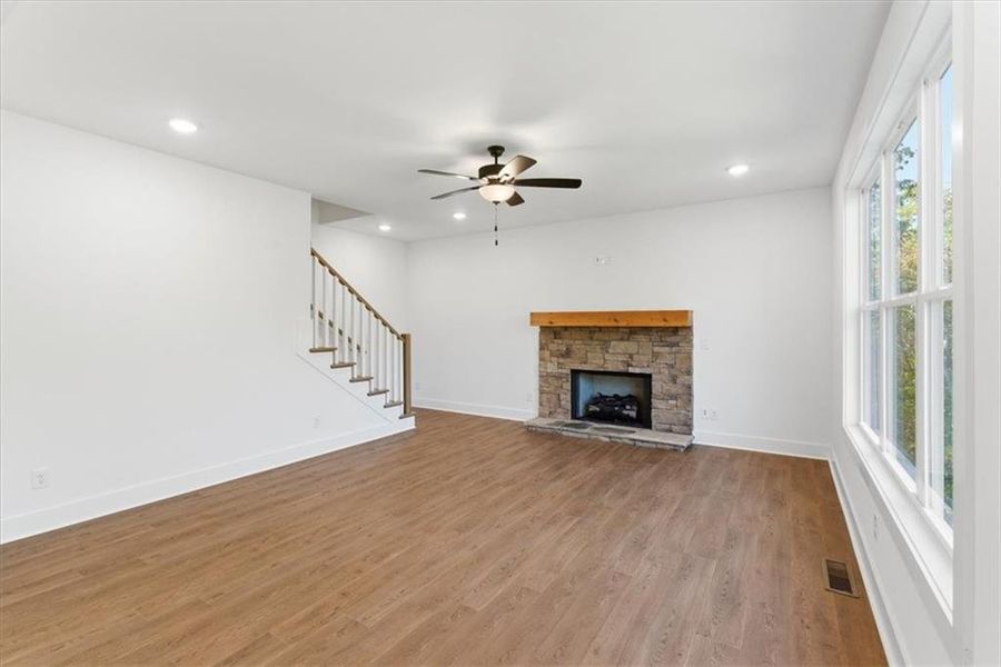 Spacious, unfurnished interior of a new home in , Cartersville (Image 32).