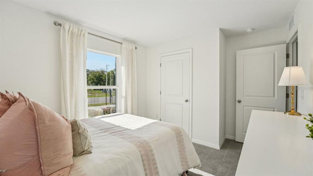 Furnished interior view inside a new home in Mandarin Grove, Palmetto (Image 26).