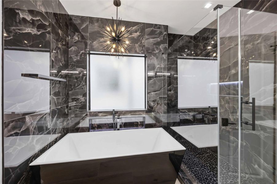 Freestanding soaking tub Freestanding soaking tub