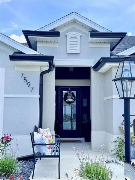 Exterior details and patio area of a home in , The Villages (Image 3).