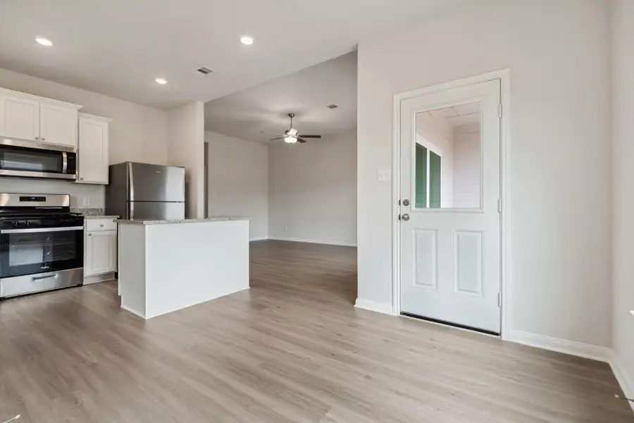 Furnished interior view inside a new home in Trails at Cochran Ranch, Waller (Image 10). Furnished interior view inside a new home in Trails at Cochran Ranch, Waller (Image 10).