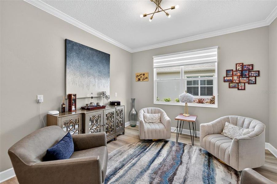 den/ OR Dinning room