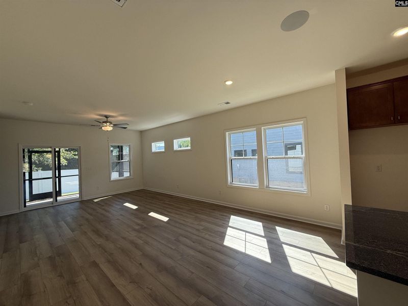 Spacious, unfurnished interior of a new home in Dunbar Village, Cayce (Image 19).