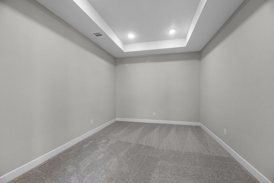 Spacious, unfurnished interior of a new home in Kresston, Montgomery (Image 26).